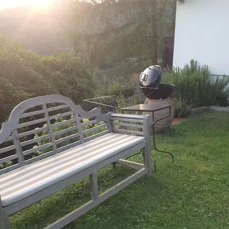 Charmantes Mit Garten Und Traumhaftem Fernblick Feriehus