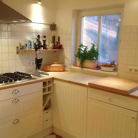 別荘 Charmantes Mit Garten Und Traumhaftem Fernblick Autal