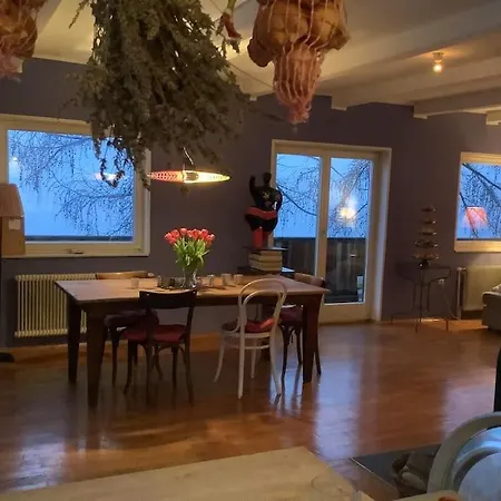 Charmantes Mit Garten Und Traumhaftem Fernblick *