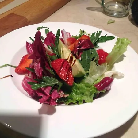 Charmantes Mit Garten Und Traumhaftem Fernblick Feriehus