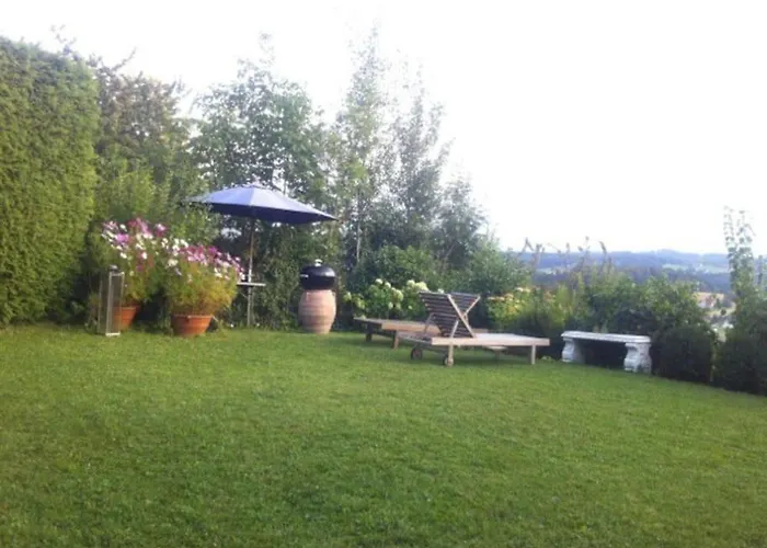 Σπίτι διακοπών Charmantes Mit Garten Und Traumhaftem Fernblick