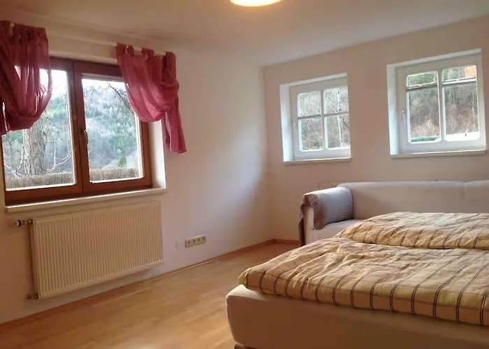 Charmantes Mit Garten Und Traumhaftem Fernblick *